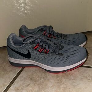 Nike zoom winflo4